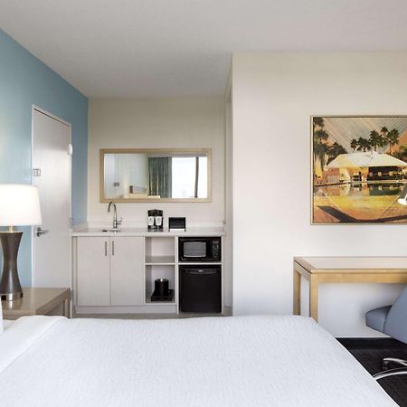 Embassy Suites By Hilton Tampa Airport Westshore Εξωτερικό φωτογραφία