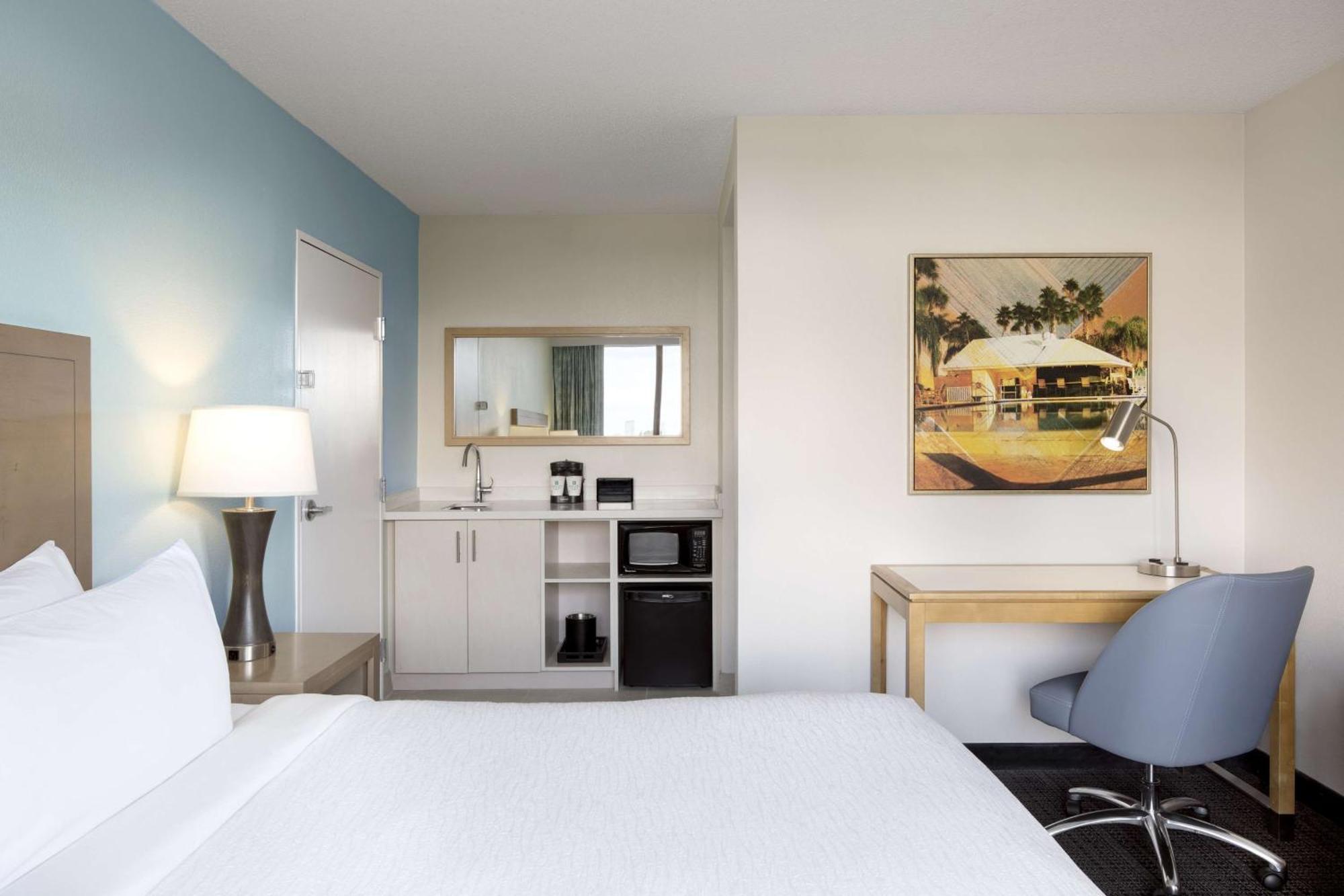 Embassy Suites By Hilton Tampa Airport Westshore Εξωτερικό φωτογραφία